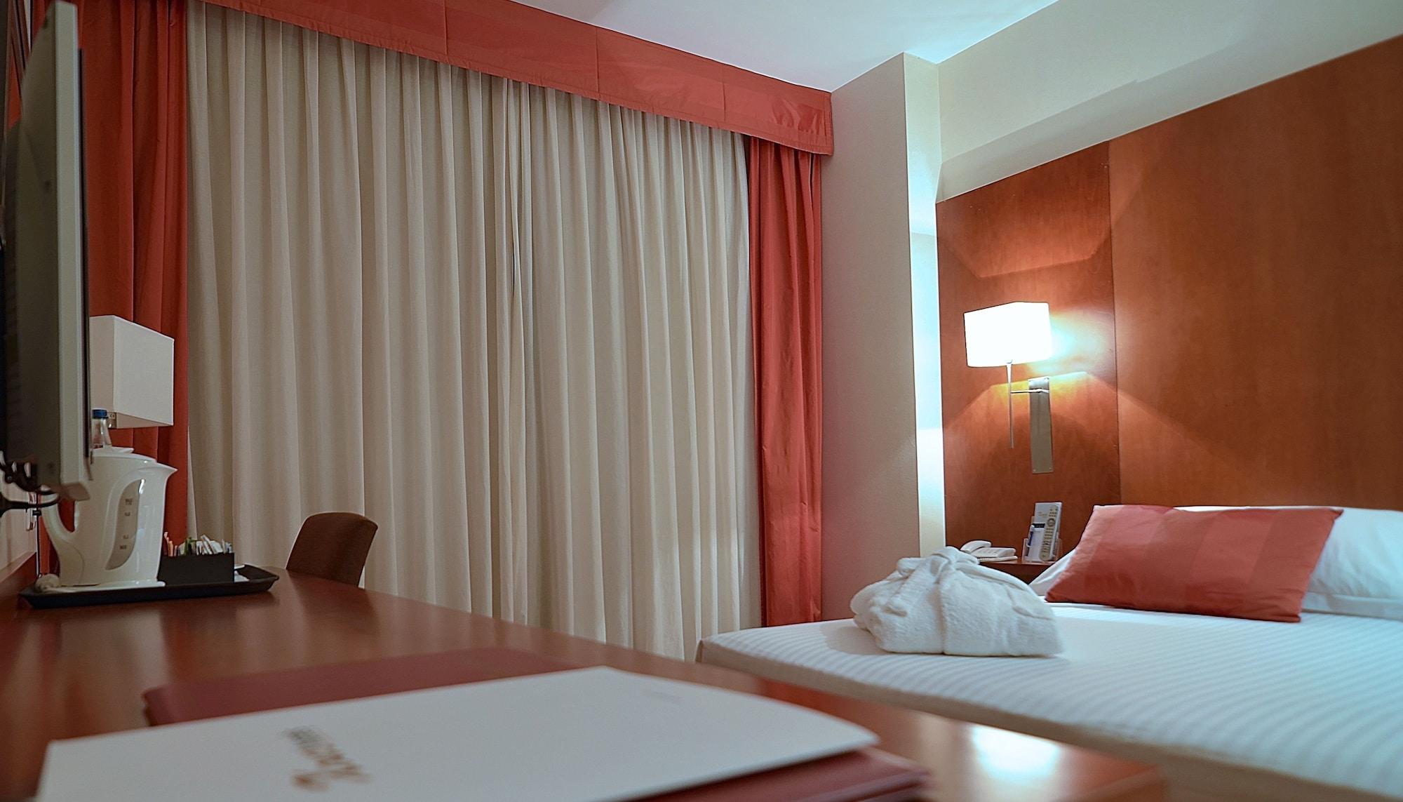 Hotel Xon'S Valencia الذايا المظهر الخارجي الصورة